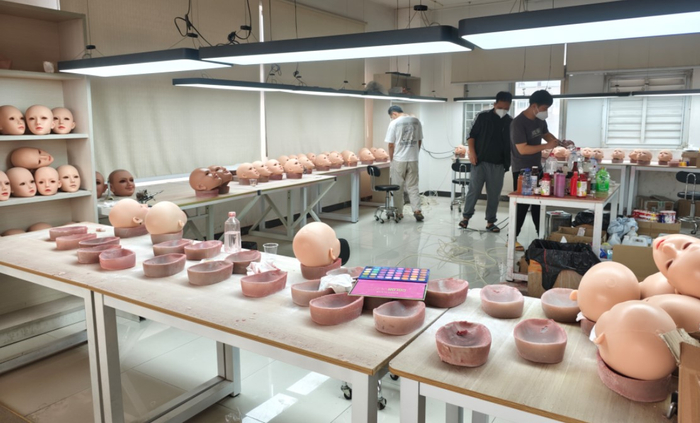 領(lǐng)航智能體驗新紀元 東莞市千尤AI娃娃工廠以出貨量領(lǐng)跑，躋身國內(nèi)前十廠商